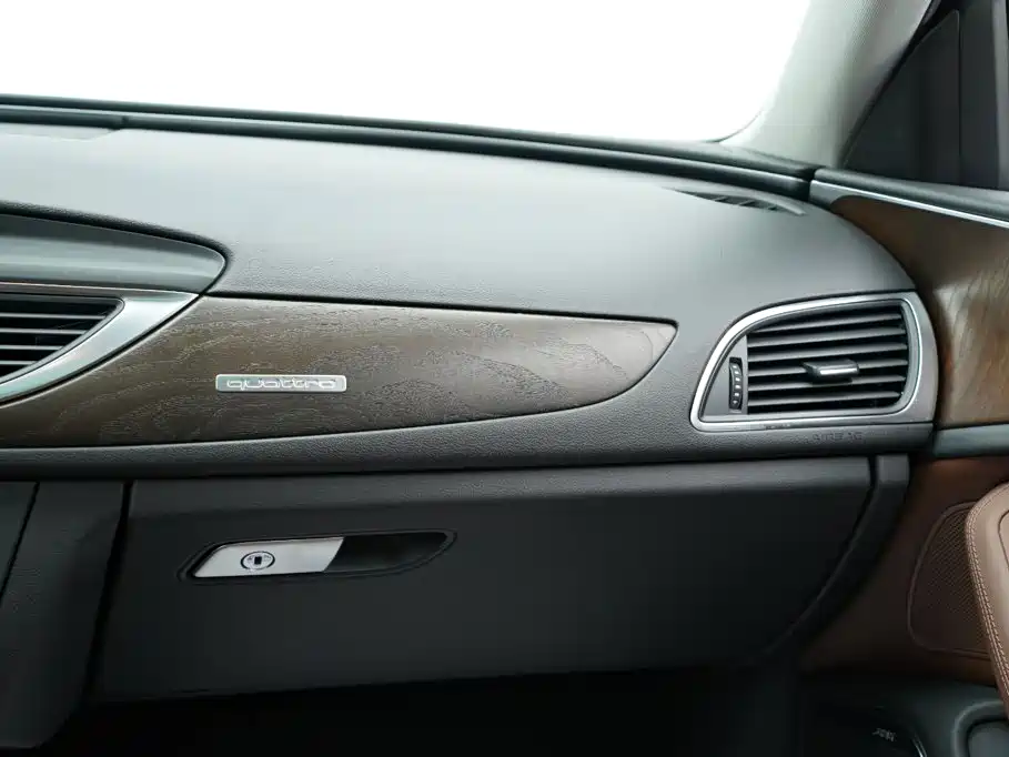 Audi A6L — миниатюра 33