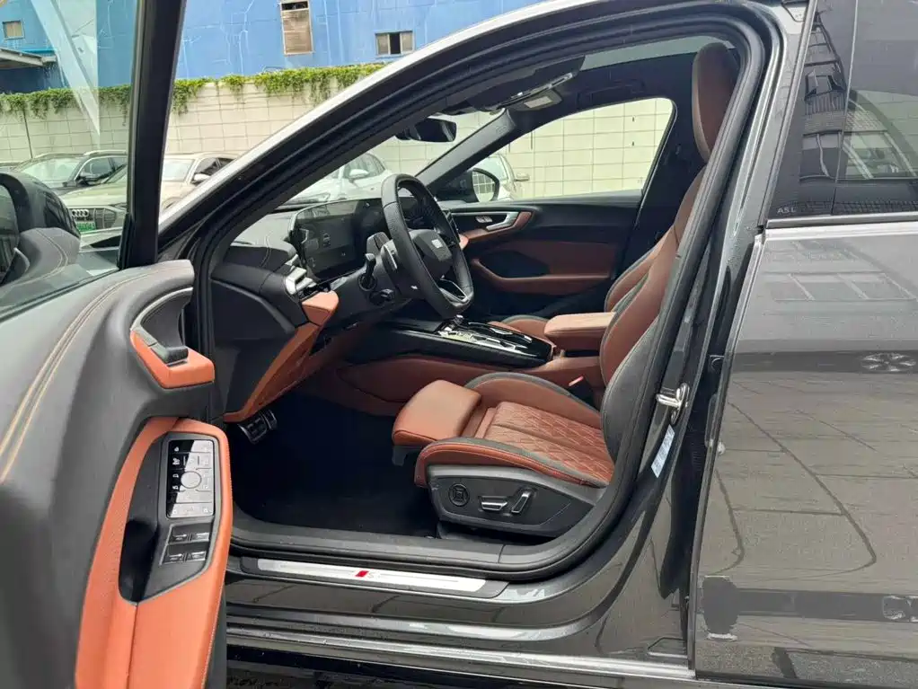 Audi A5L — миниатюра 4