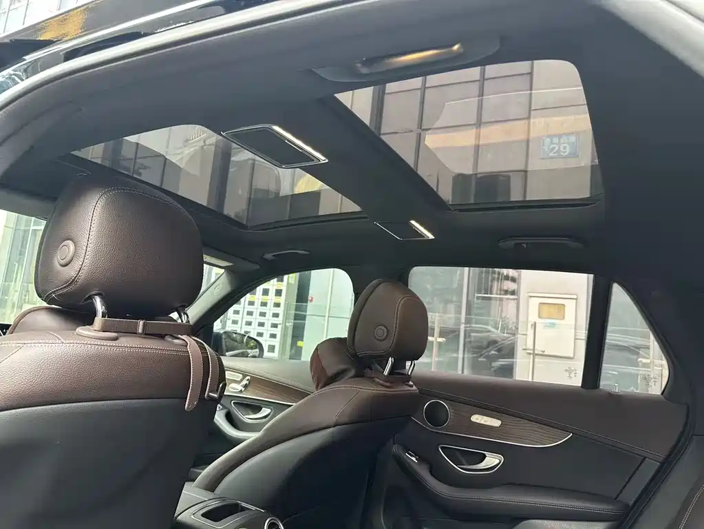 Mercedes-Benz GLC — миниатюра 9