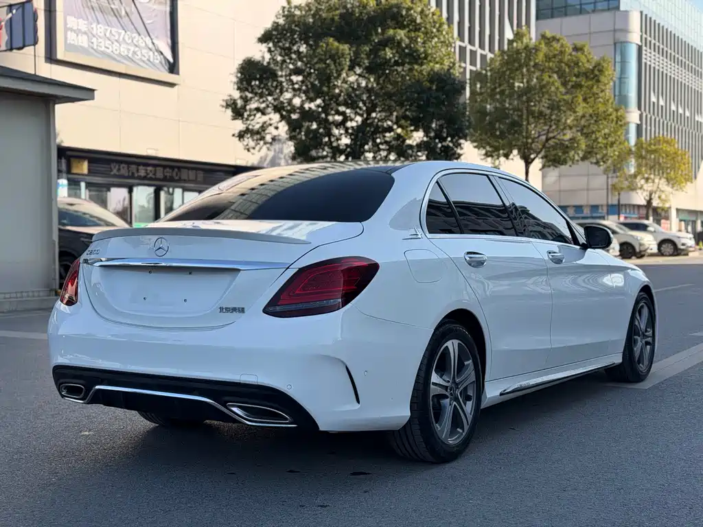MERCEDES-BENZ C CLASS