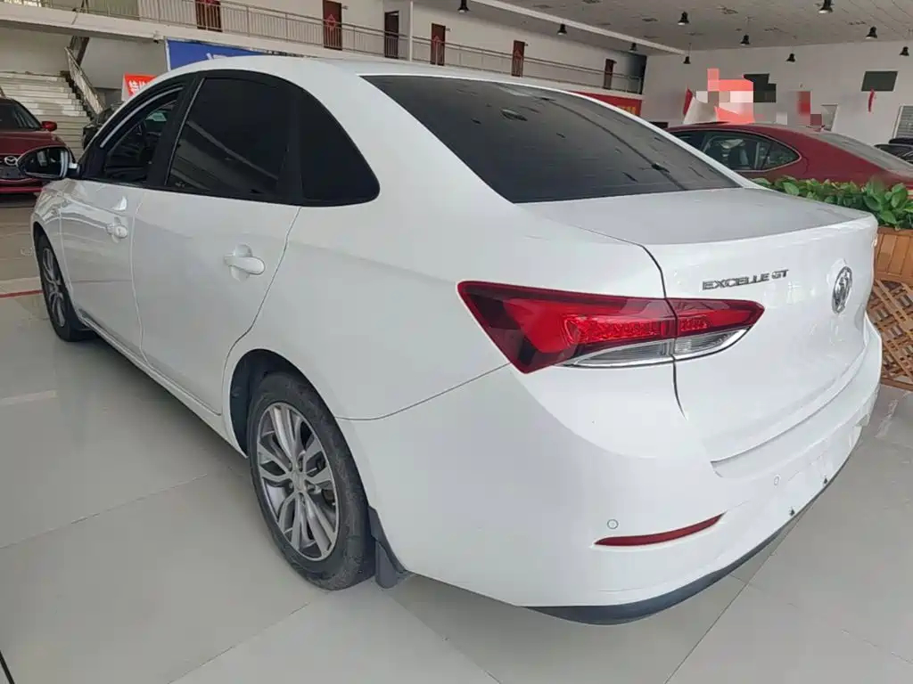 Buick Excelle — миниатюра 5