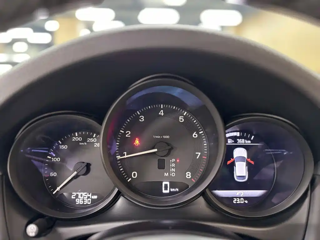 Porsche Macan — миниатюра 16