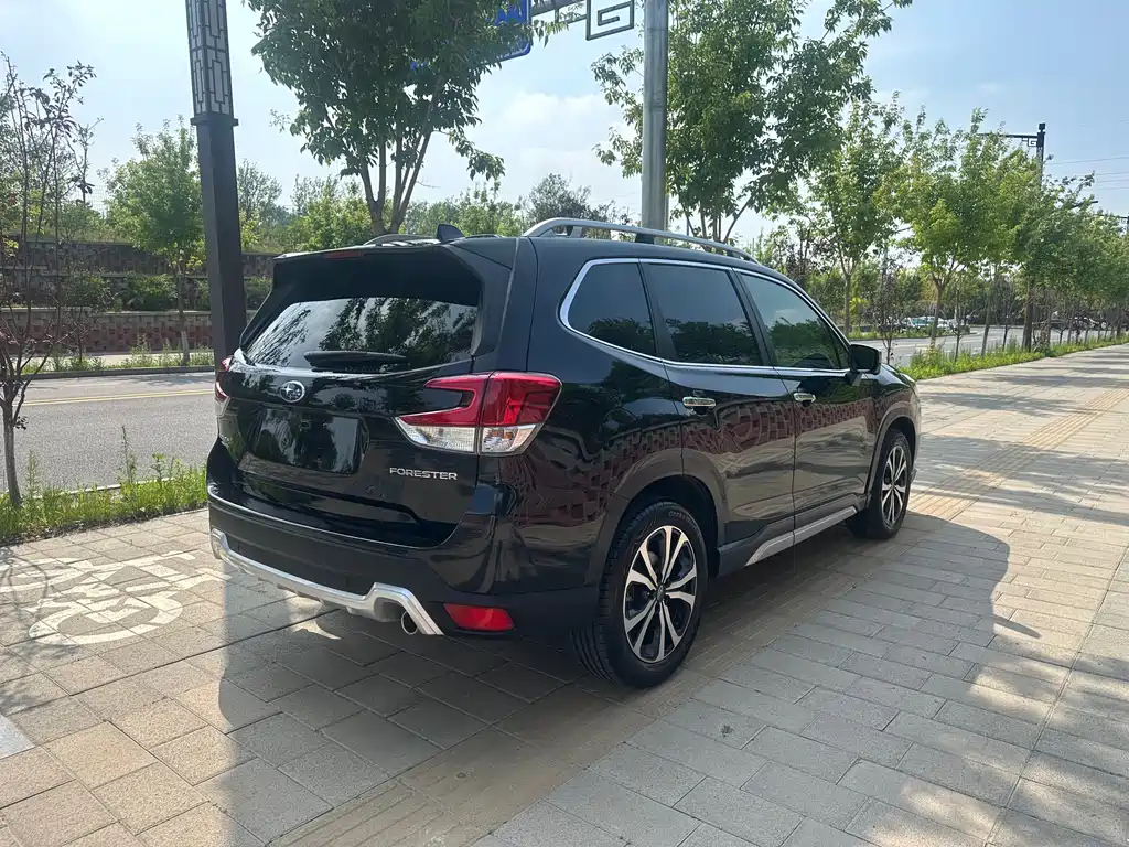 Subaru Forester 2022 2.0i AWD Flagship EyeSight