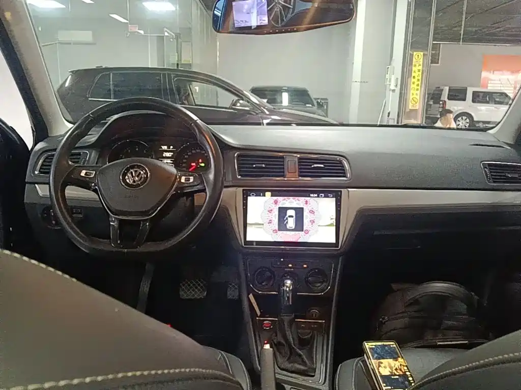 Volkswagen Lavida — миниатюра 10