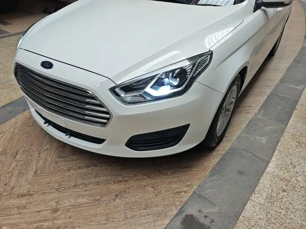 Ford Escort — миниатюра 24