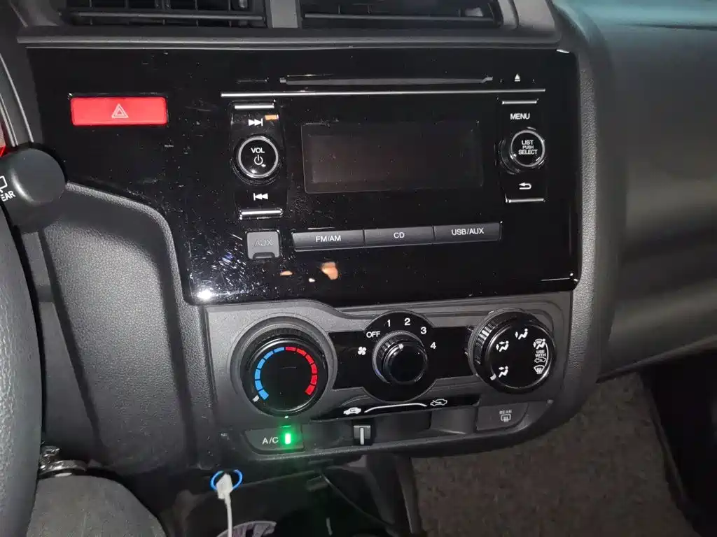 Honda Fit — миниатюра 6
