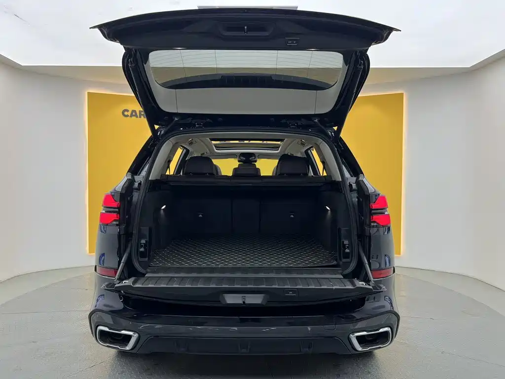 BMW X5 — миниатюра 13
