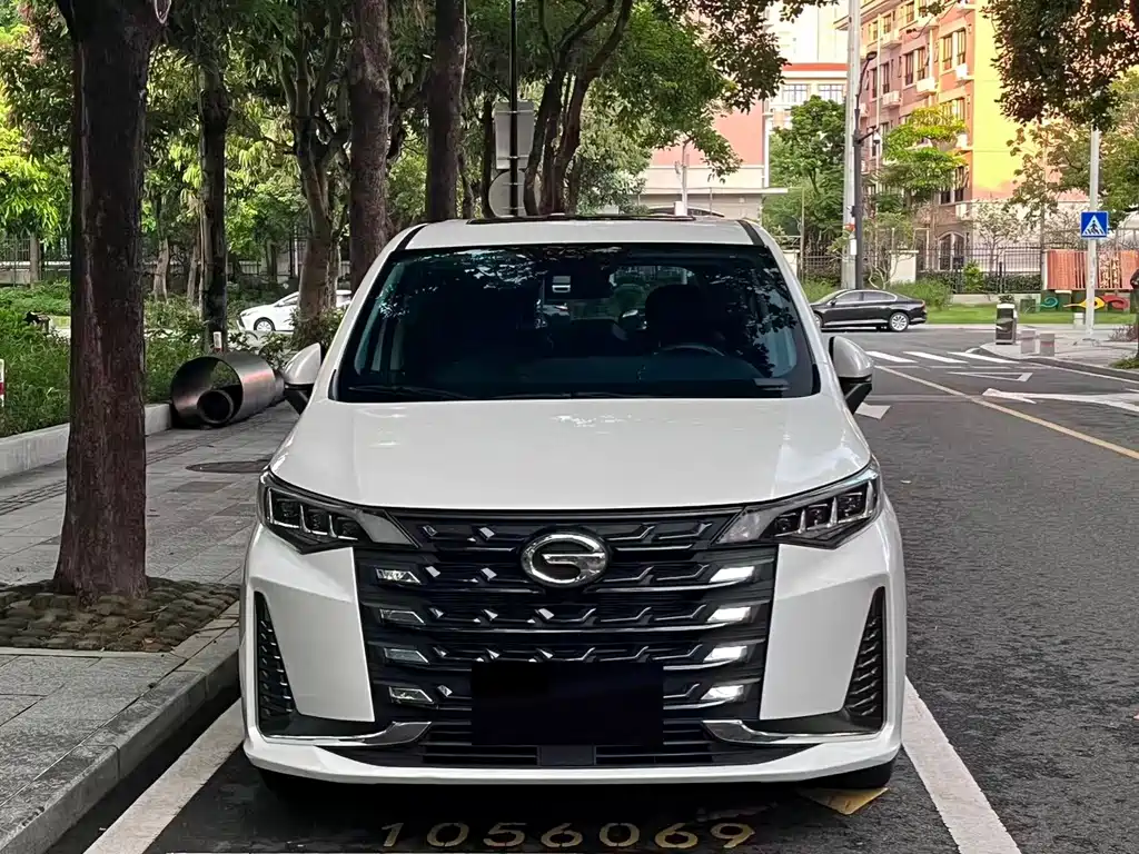 GAC Motor Trumpchi M6 — миниатюра 2