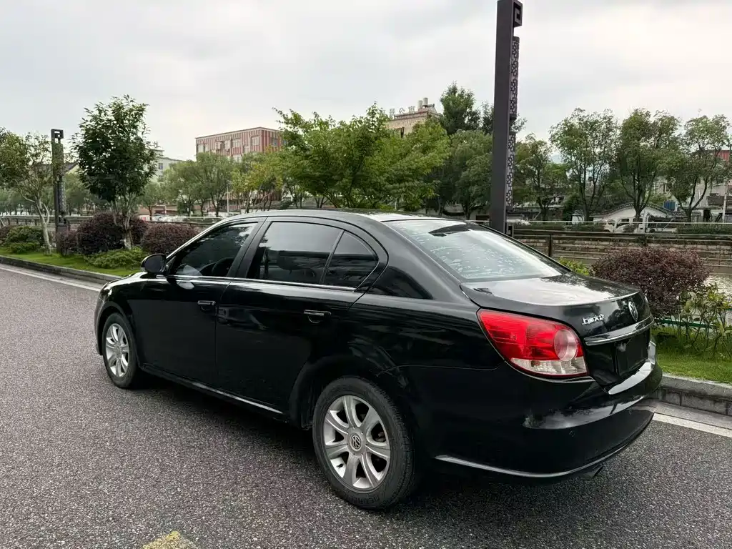 Volkswagen Lavida — миниатюра 6