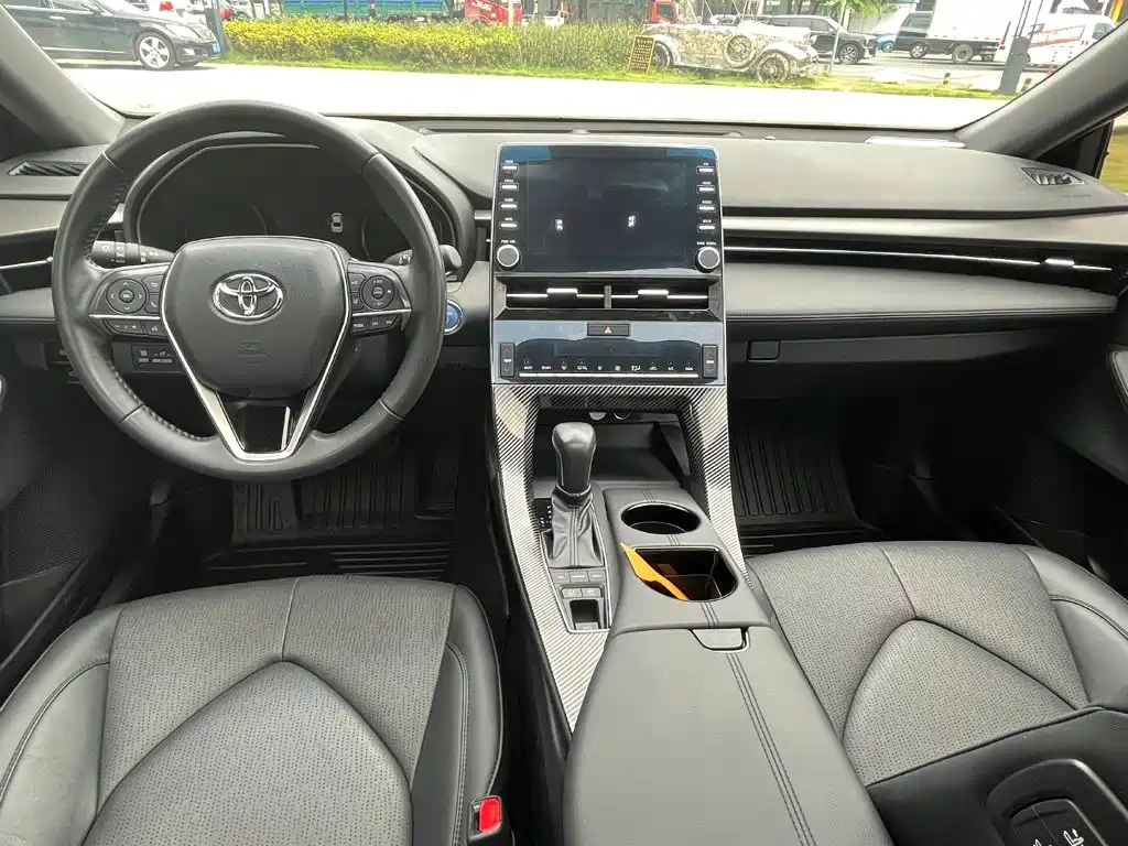 Toyota Avalon — миниатюра 14