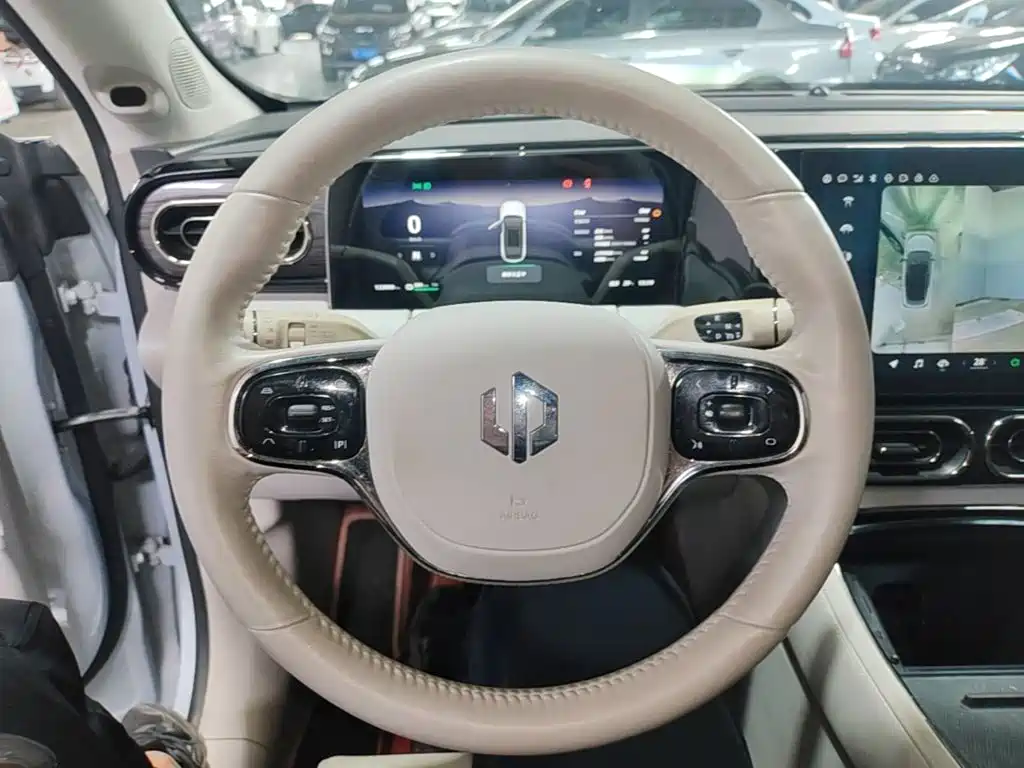 Leapmotor Leapmotor C11 — миниатюра 11