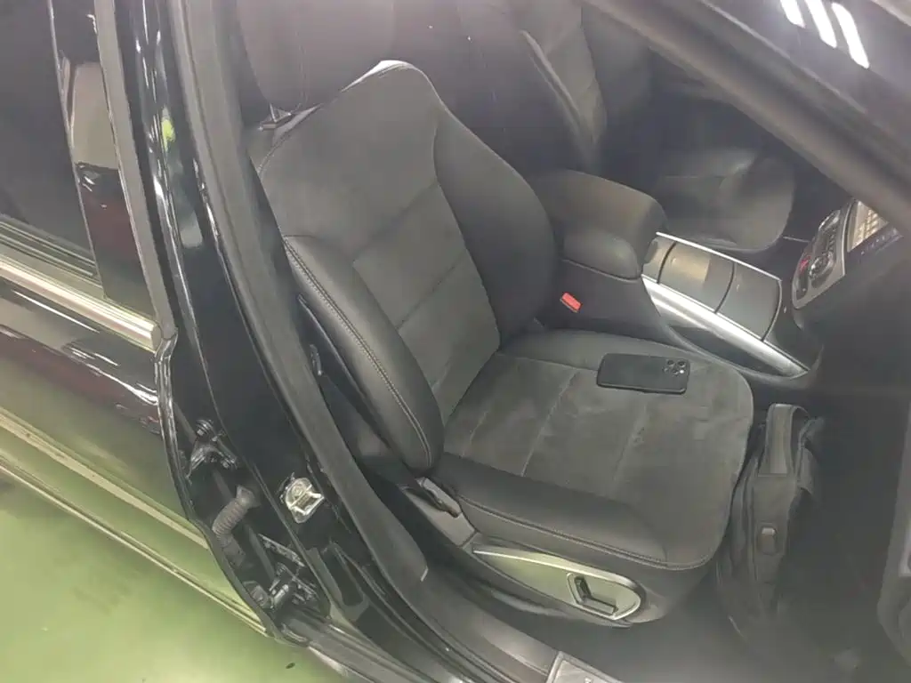 Mercedes-Benz R-Class — миниатюра 25