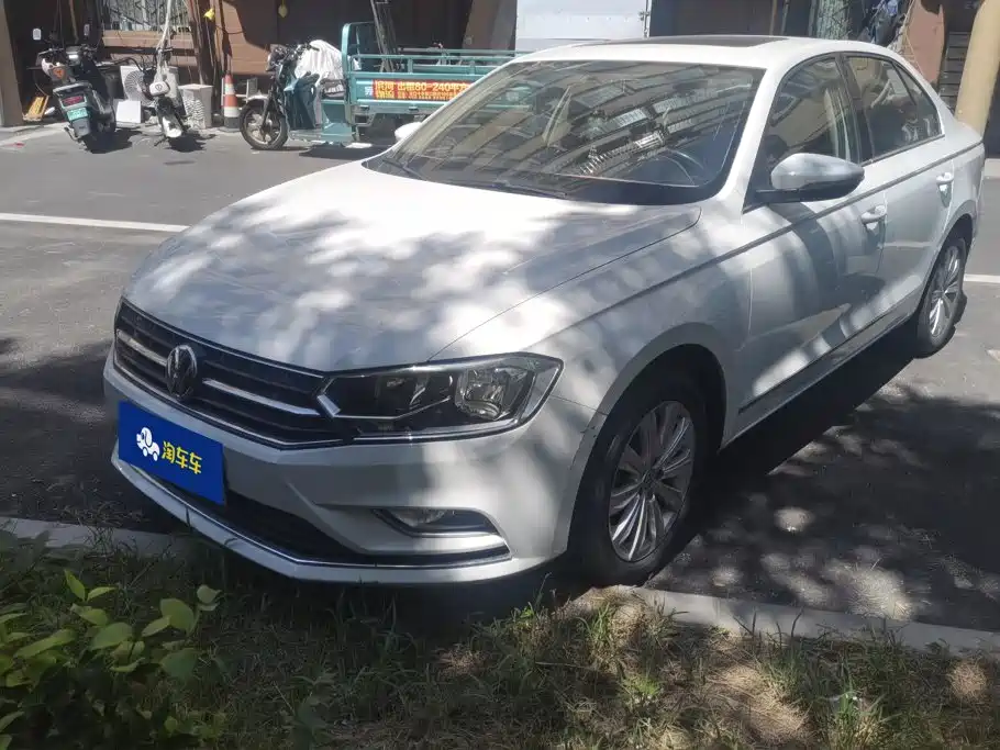 Volkswagen Bora — миниатюра 2