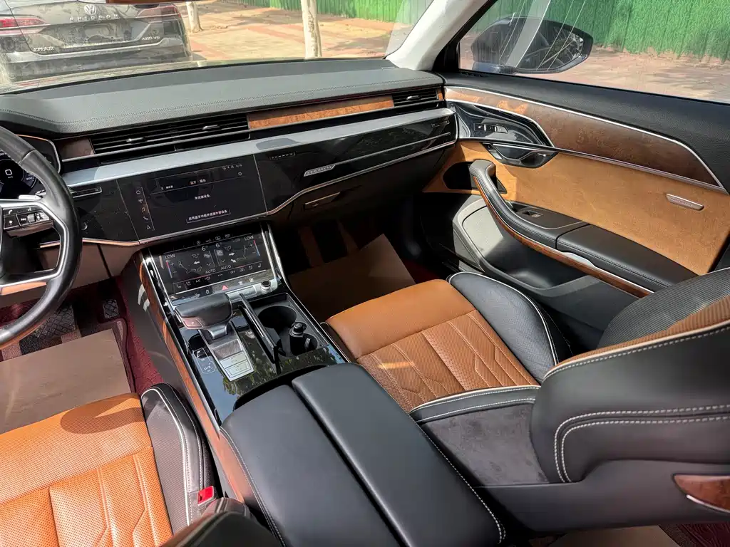 Audi A8 — миниатюра 16