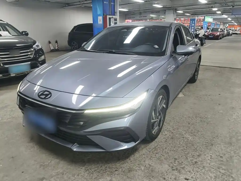 Hyundai Elantra — миниатюра 2