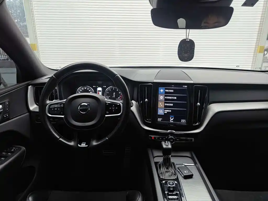 Volvo XC60 — миниатюра 13
