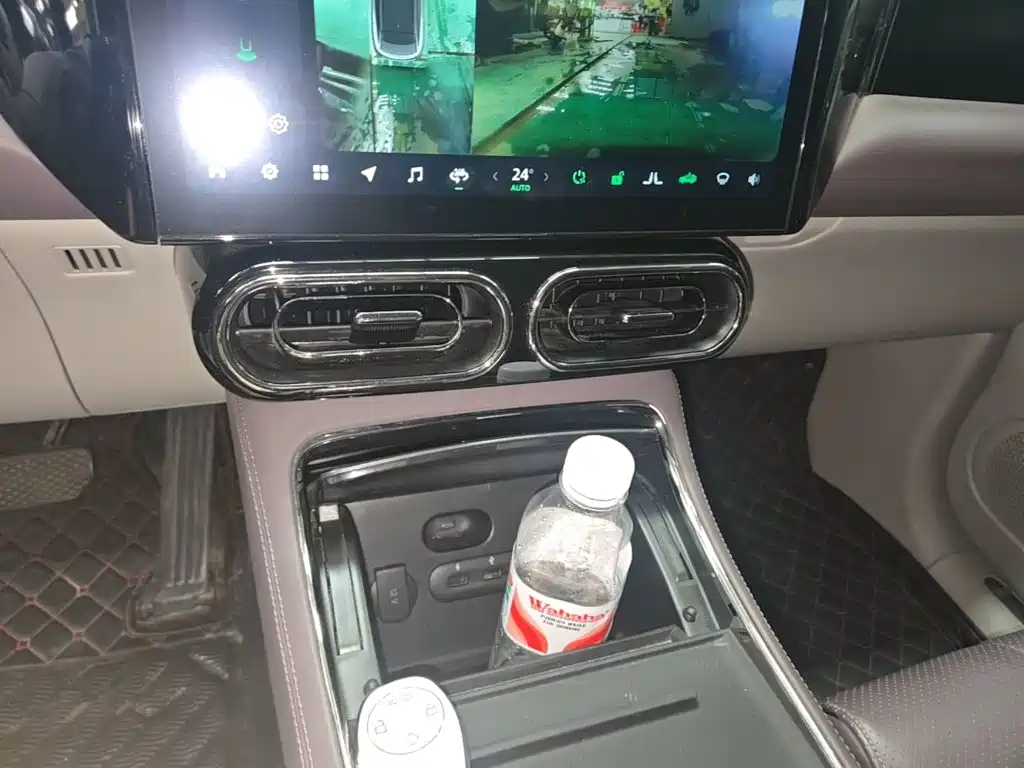 Leapmotor Leapmotor C11 — миниатюра 13