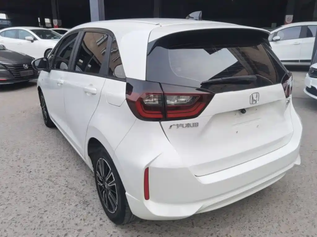 Honda Fit — миниатюра 5