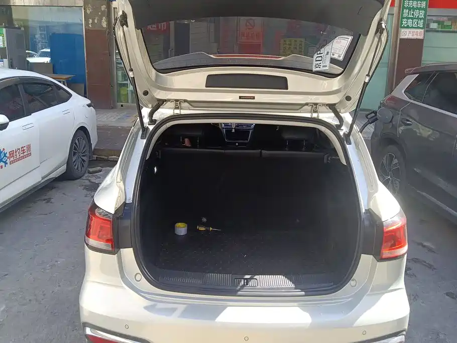Roewe Ei5 — миниатюра 4