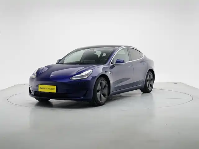 Tesla Model 3 2020