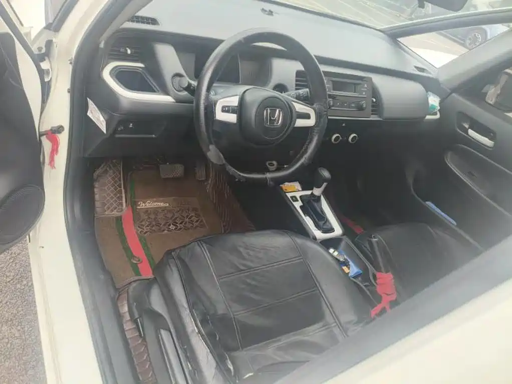Honda Fit — миниатюра 4