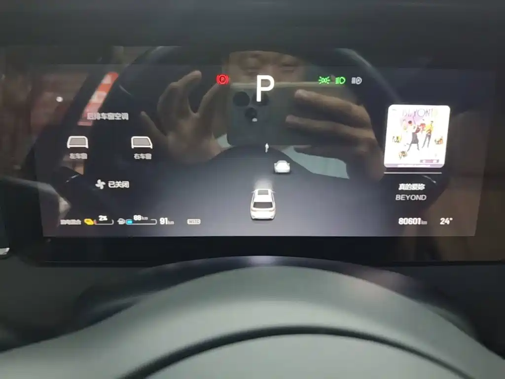 Li Auto Li ONE — миниатюра 12