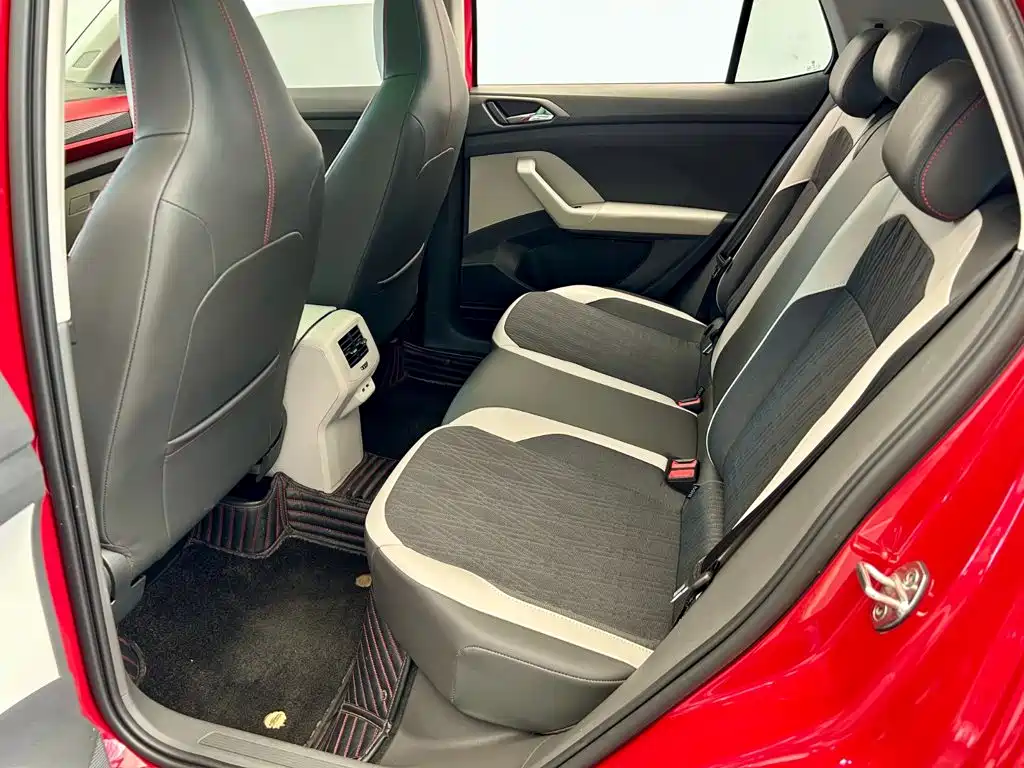 Volkswagen T-Cross — миниатюра 7