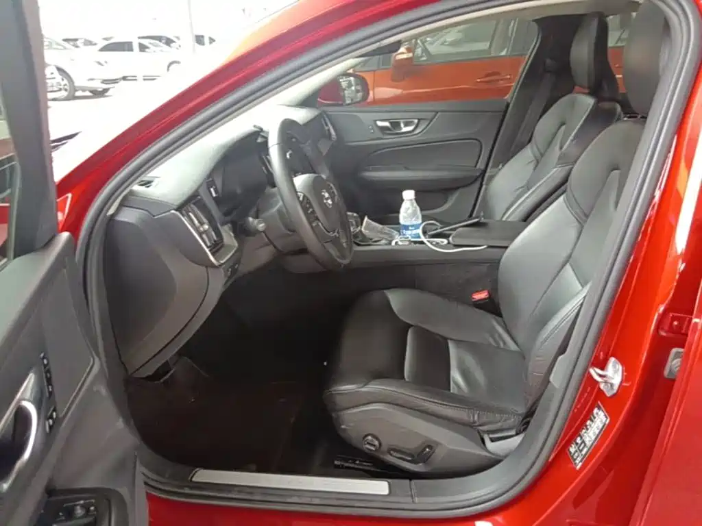 Volvo S60 — миниатюра 15