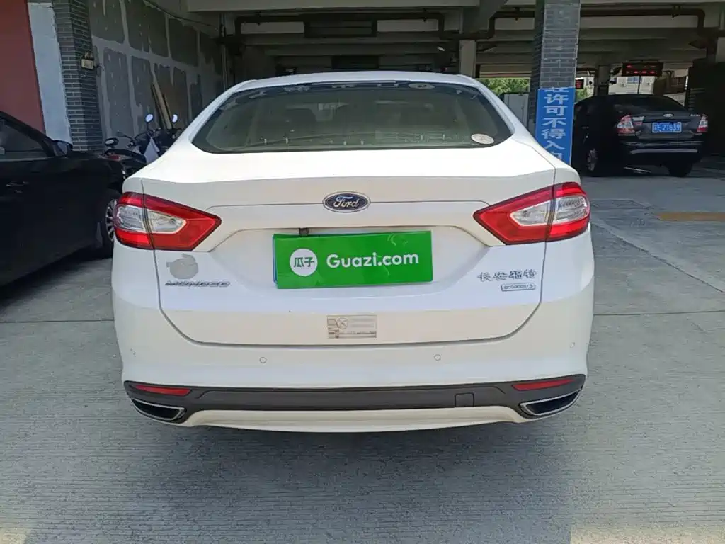 Ford Mondeo — миниатюра 6