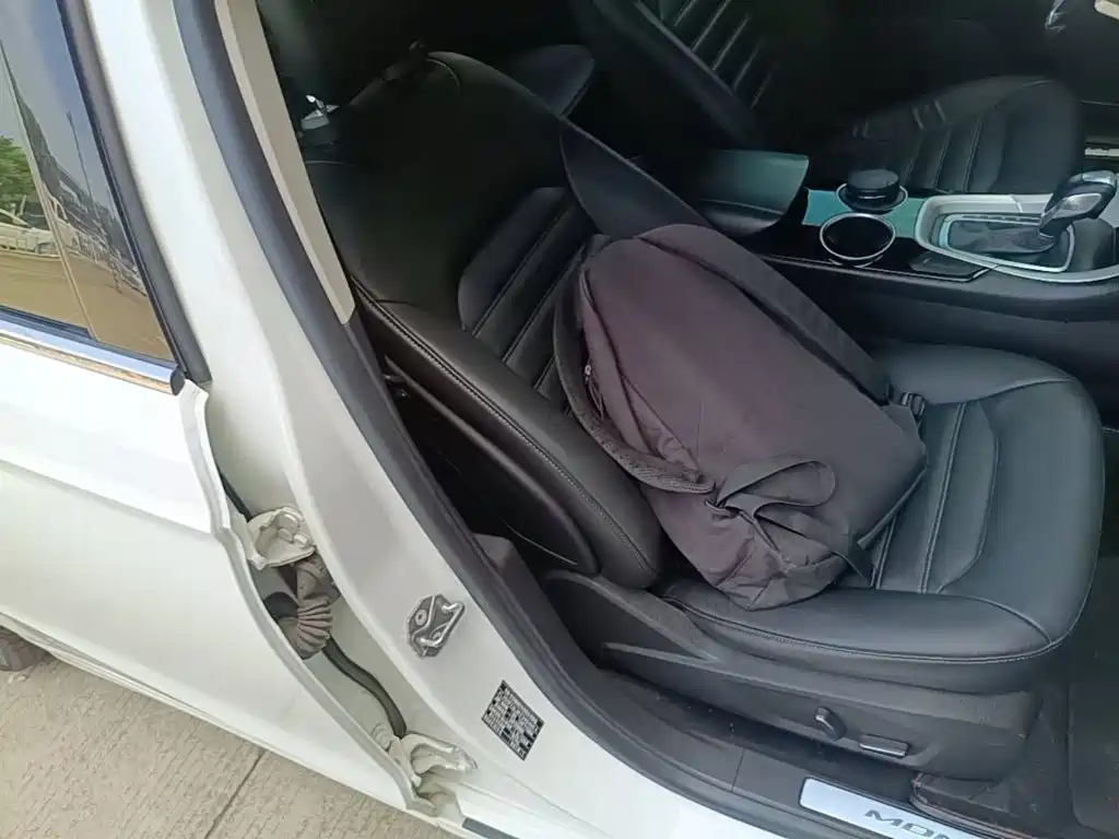 Ford Mondeo — миниатюра 25