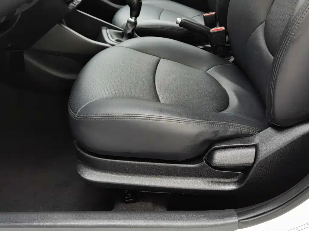 Hyundai Verna — миниатюра 20