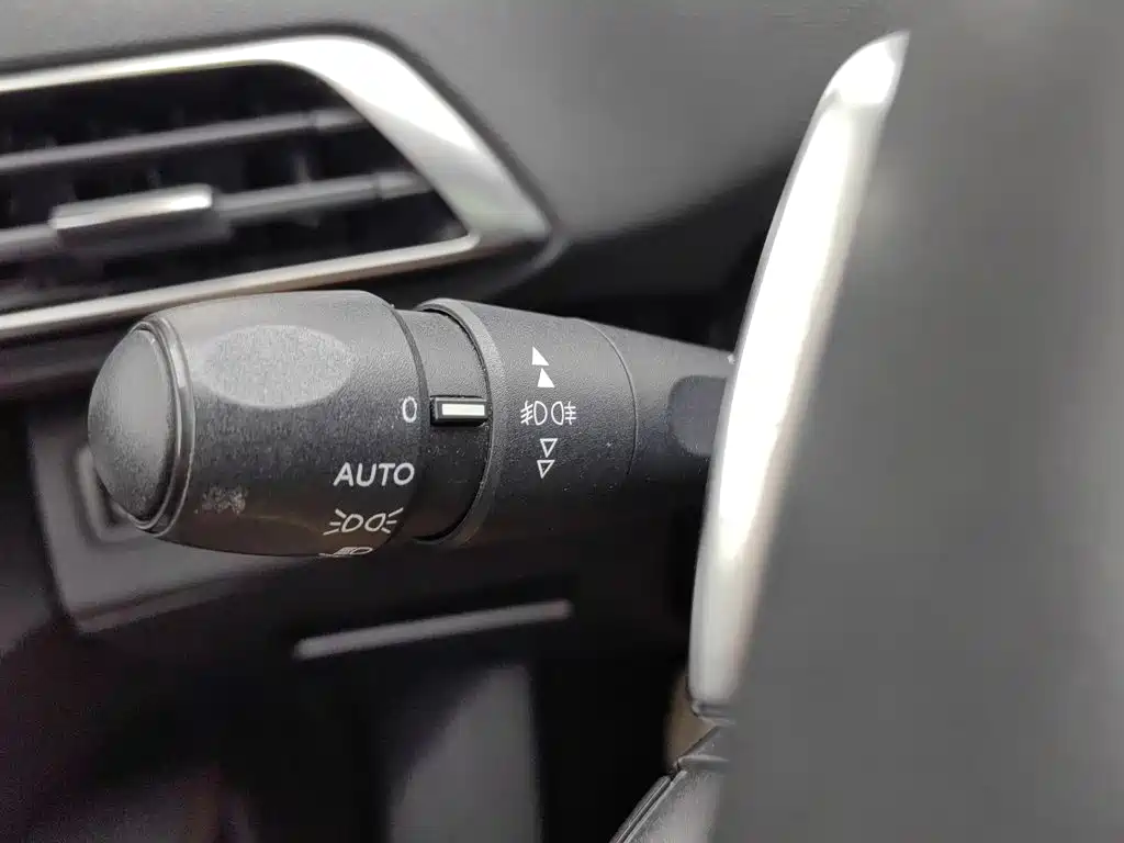 Peugeot 4008 — миниатюра 21