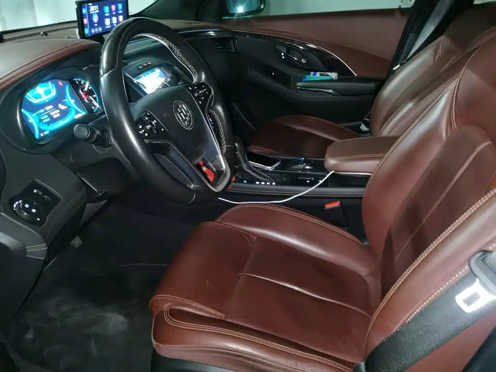 Buick LaCrosse — миниатюра 8