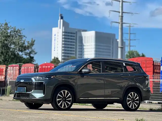 2025 Chery Tiggo 8