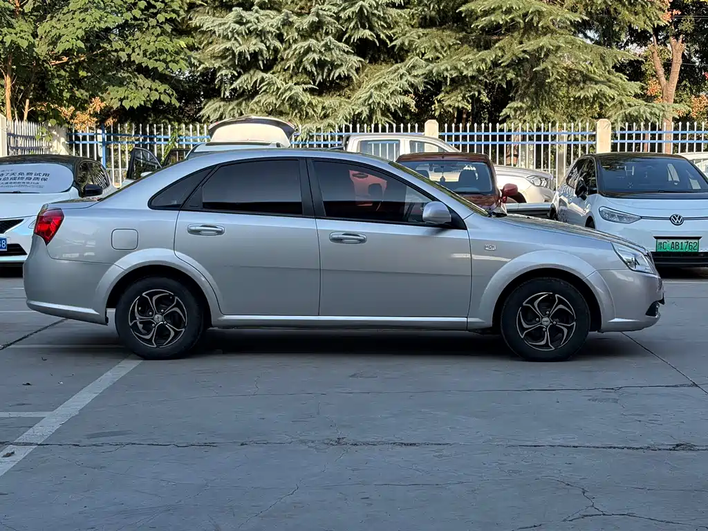 Buick Excelle — миниатюра 16