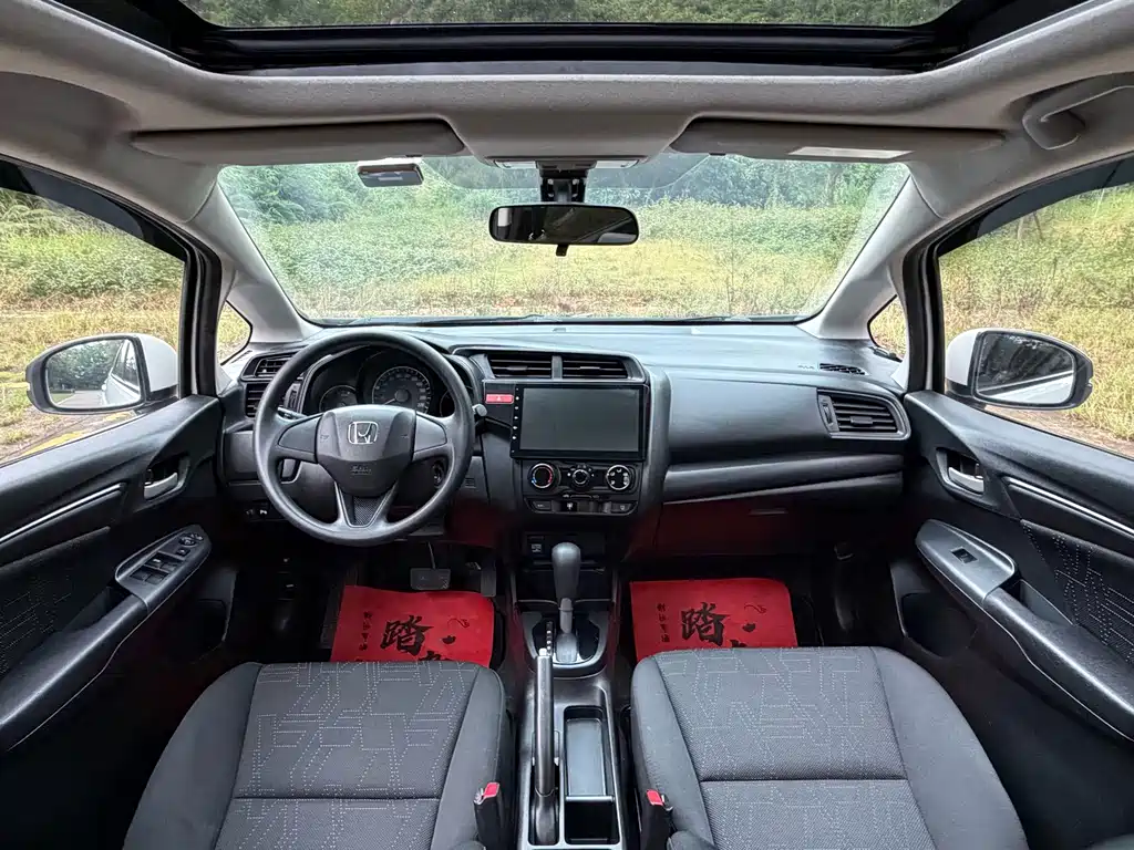 Honda Fit — миниатюра 4