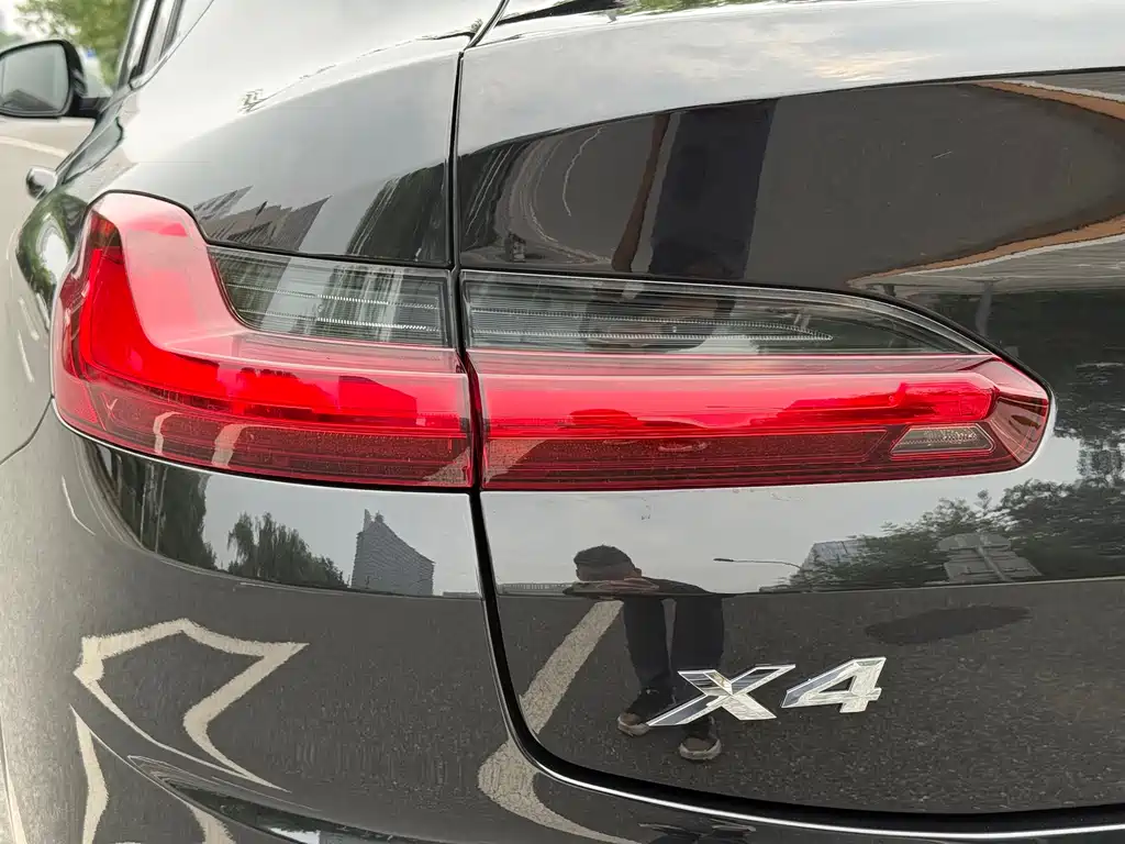 BMW X4 2020 xDrive25i