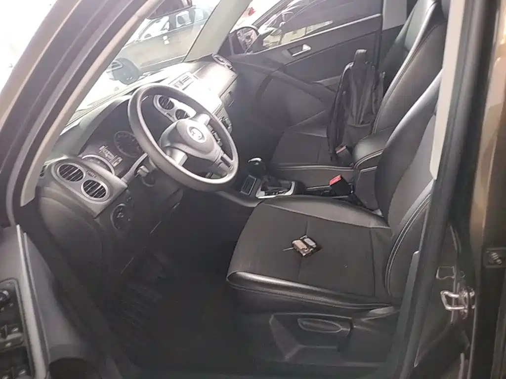 Volkswagen Tiguan — миниатюра 15