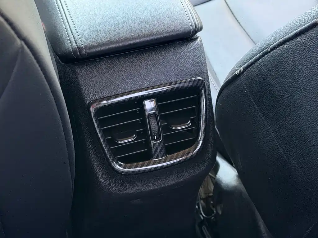 Buick Verano — миниатюра 20