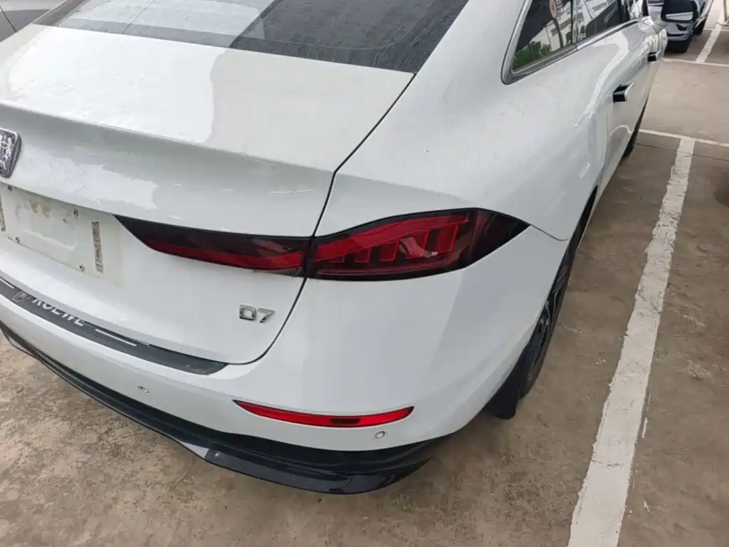 Roewe D7 — миниатюра 8