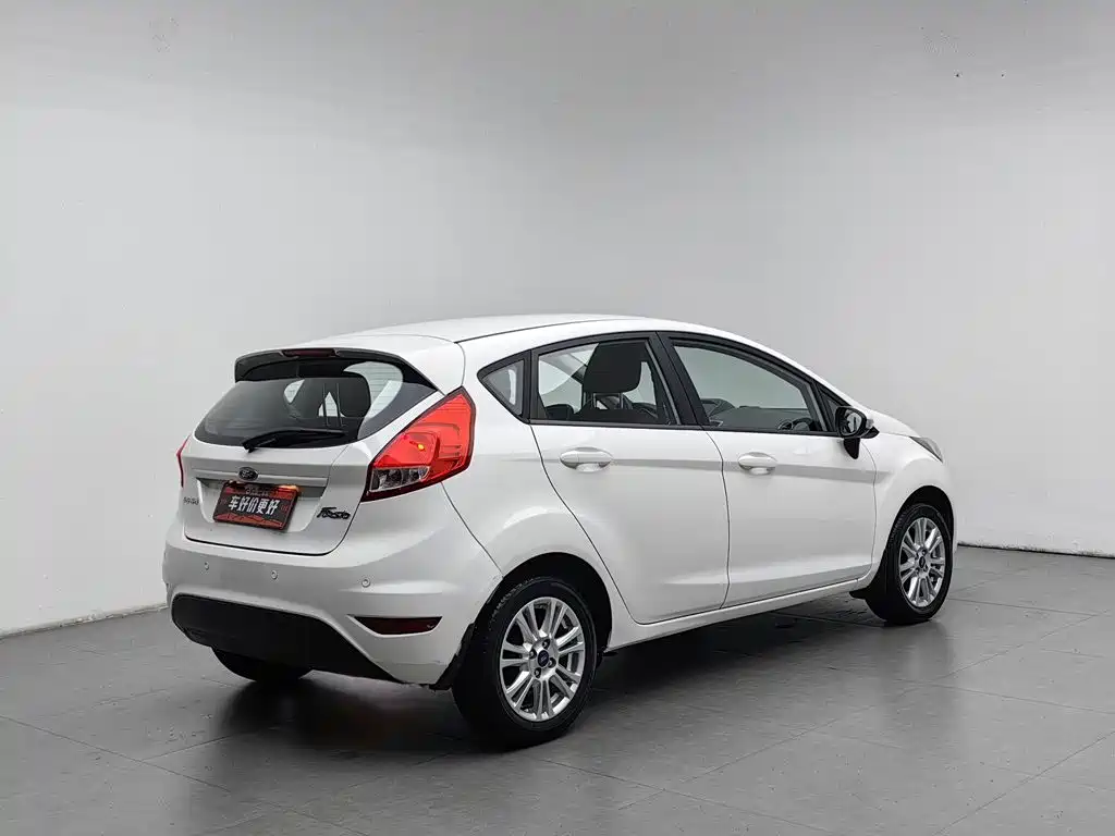 Ford Fiesta — миниатюра 2