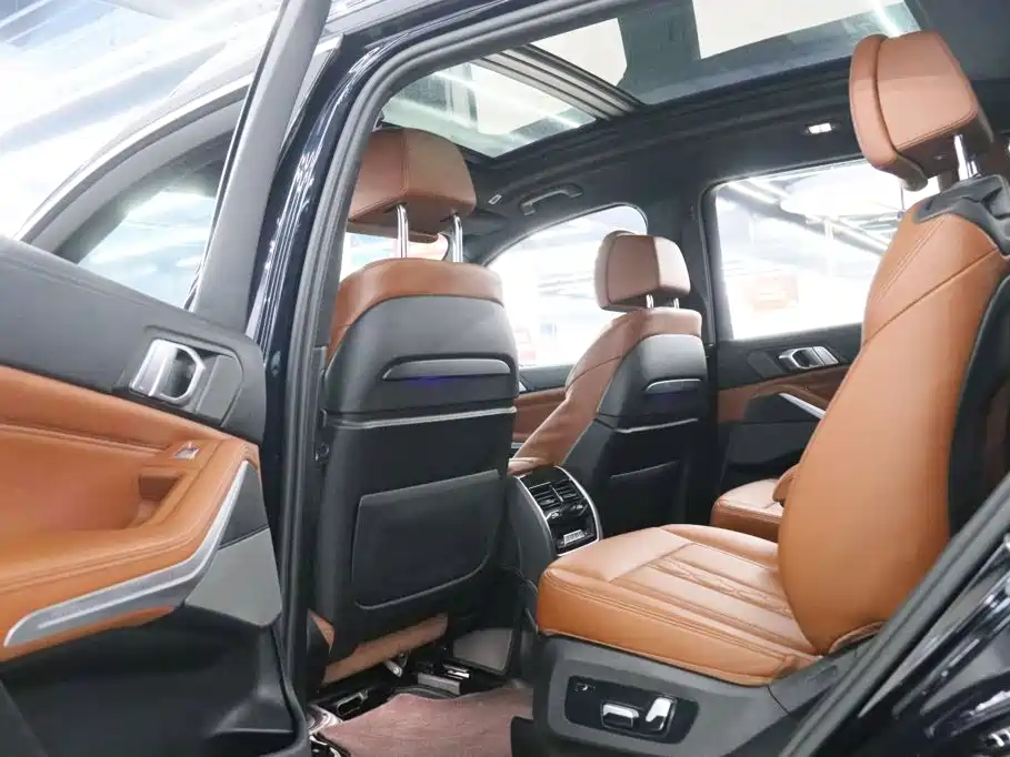 BMW X7 — миниатюра 18