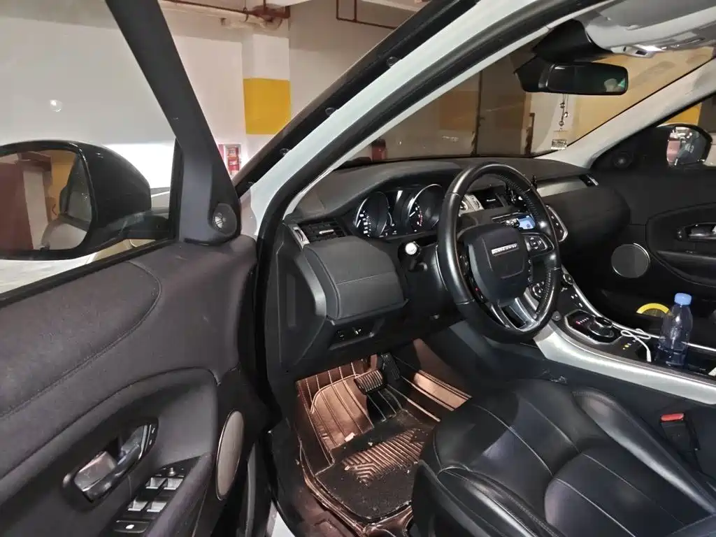 Land Rover Evoque — миниатюра 12