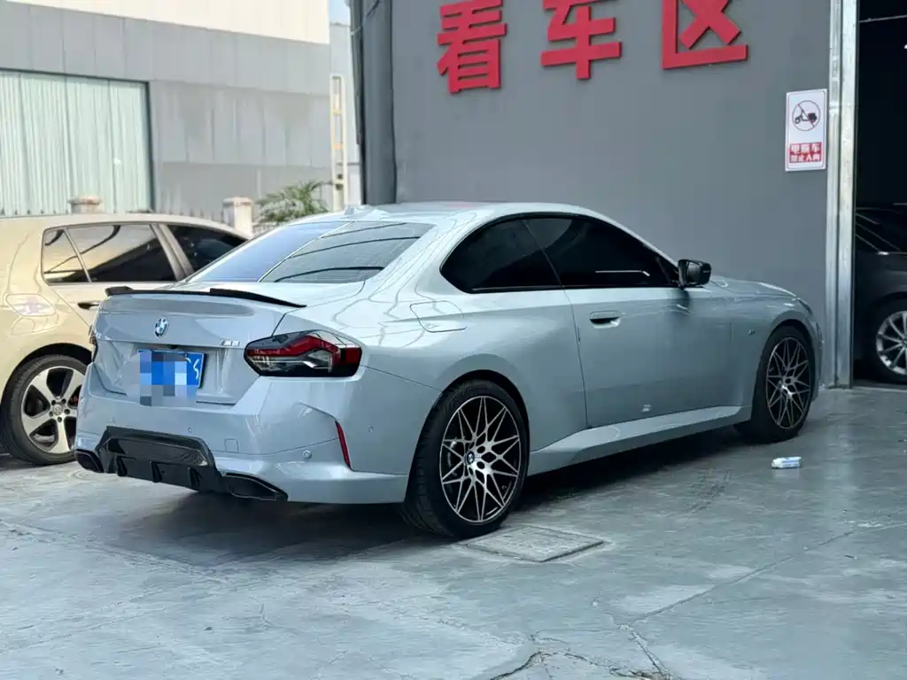 BMW M240i 2024 M240i