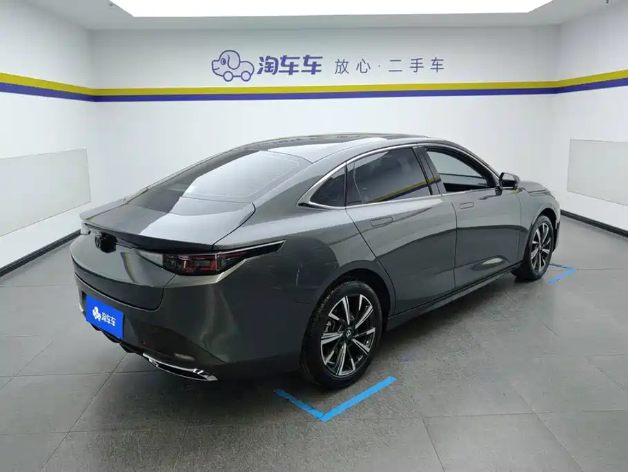 Changan Eado — миниатюра 3