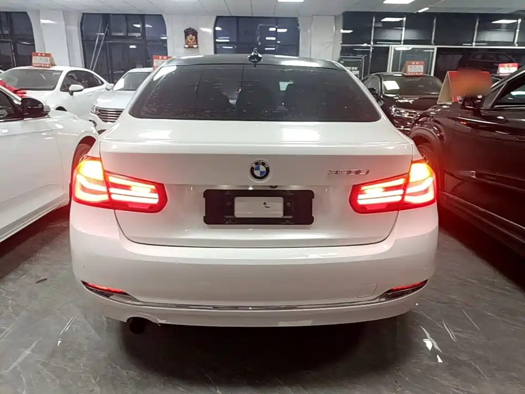 BMW 3 Series — миниатюра 6