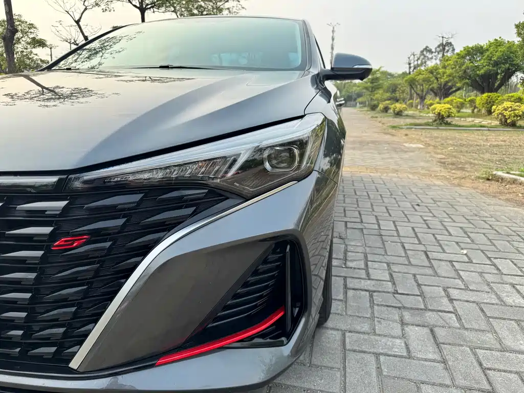 Changan Eado — миниатюра 7