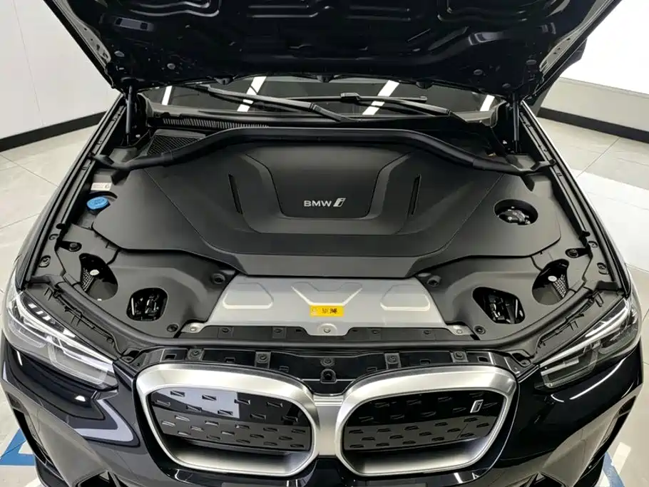 BMW iX3 — миниатюра 10