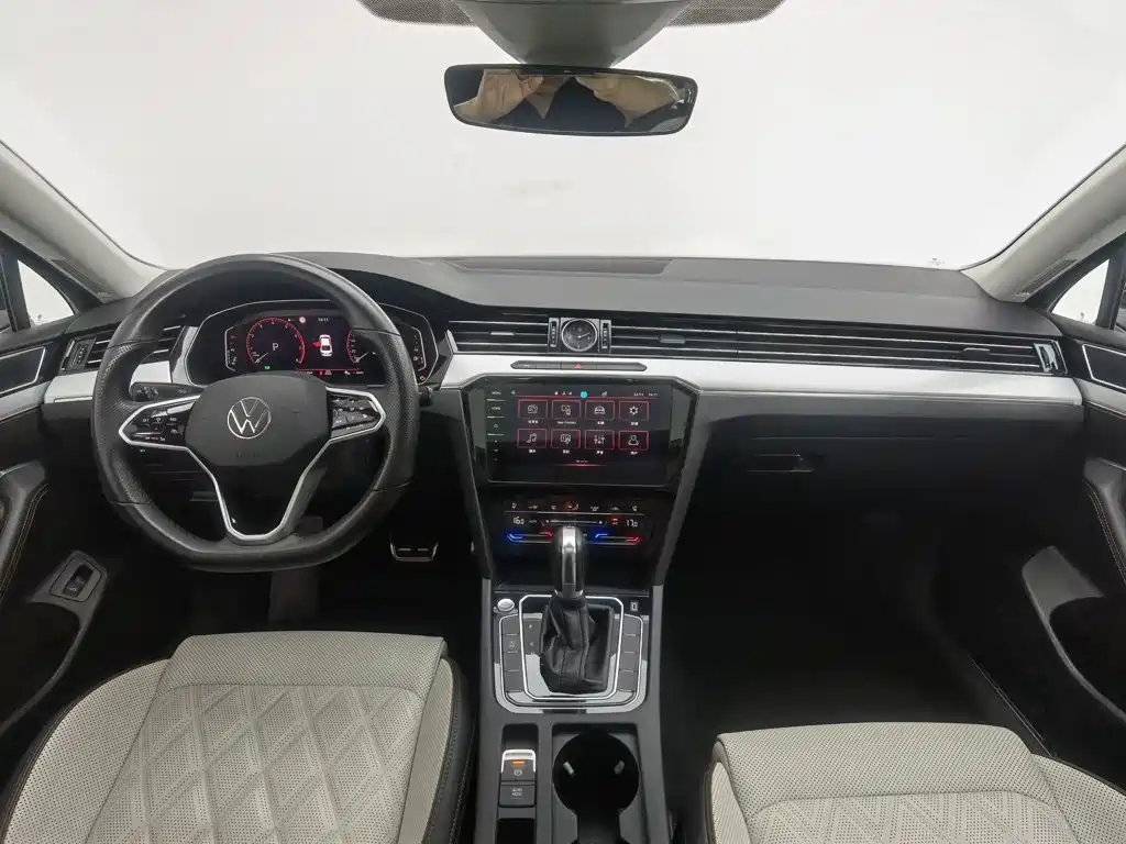 Volkswagen Magotan 2023 200 330TSI DSG Luxury
