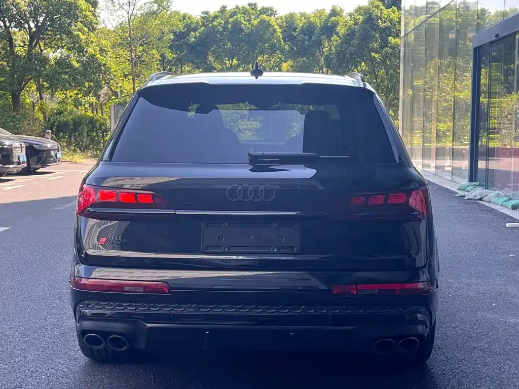 Audi SQ7 — миниатюра 3